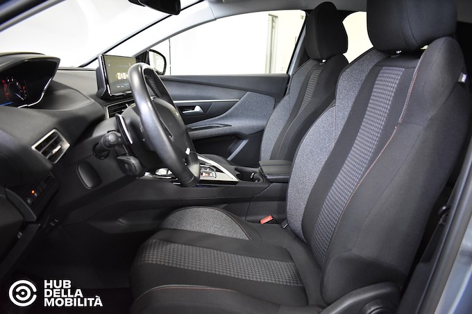 PEUGEOT 3008 BlueHDi 130 S&S EAT8 Active Business